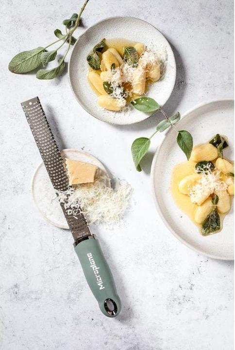 Actual product image Microplane Premium Classic Zester Grater Eucalyptus