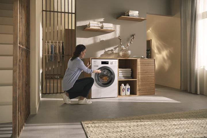 Actual product image Miele Waschmaschine WEB365 WPS PowerWash&8kg (8 kg, Right)