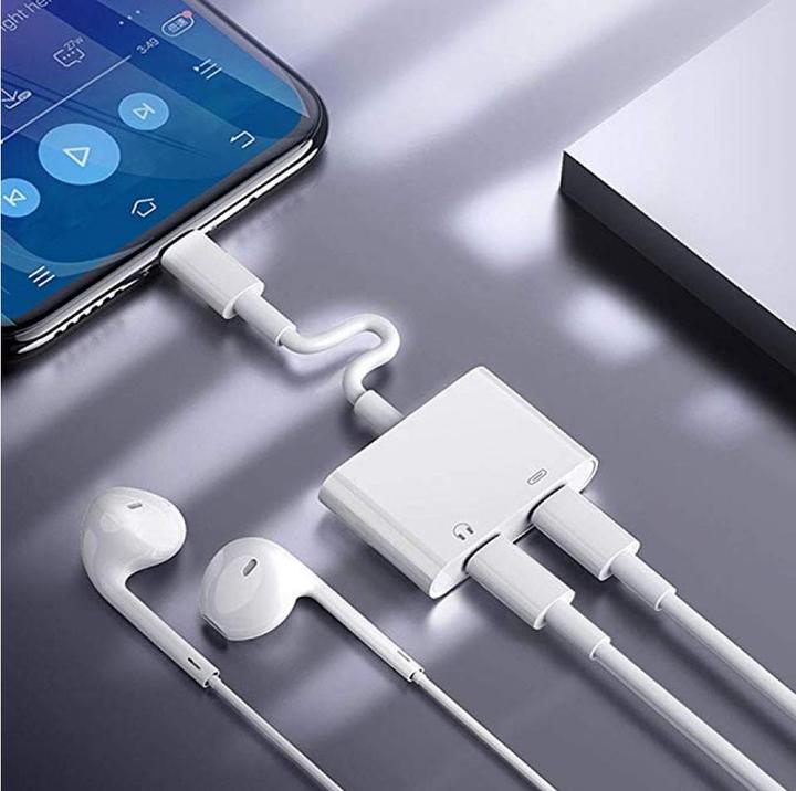 Produktbild PowerGuard 2-in-1 Splitter USB-C Headphone DAC & USB-C Charge (USB Typ C, USB Typ C)