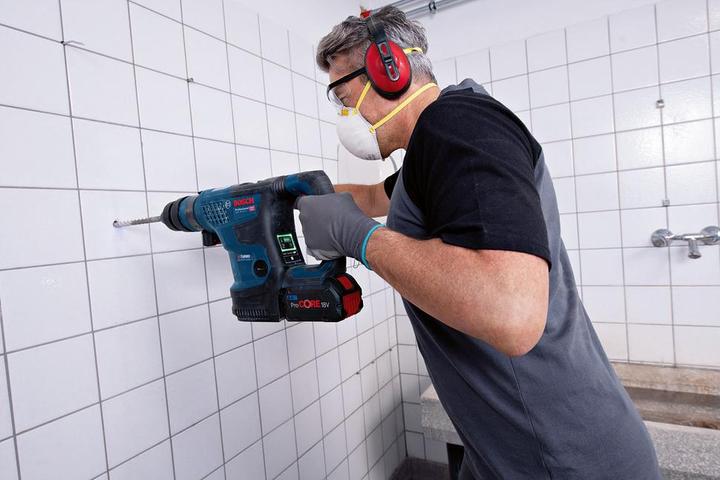 Actual product image Bosch Professional GBH 18V-34 CF (Rechargeable battery operated)