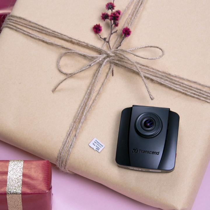 Actual product image Transcend Dashcam - DrivePro 110 - 64GB (suction cup mount) (Rechargeable battery, Built-in display, Accelerometer, Night vision, Built-in microphone, WQXGA)