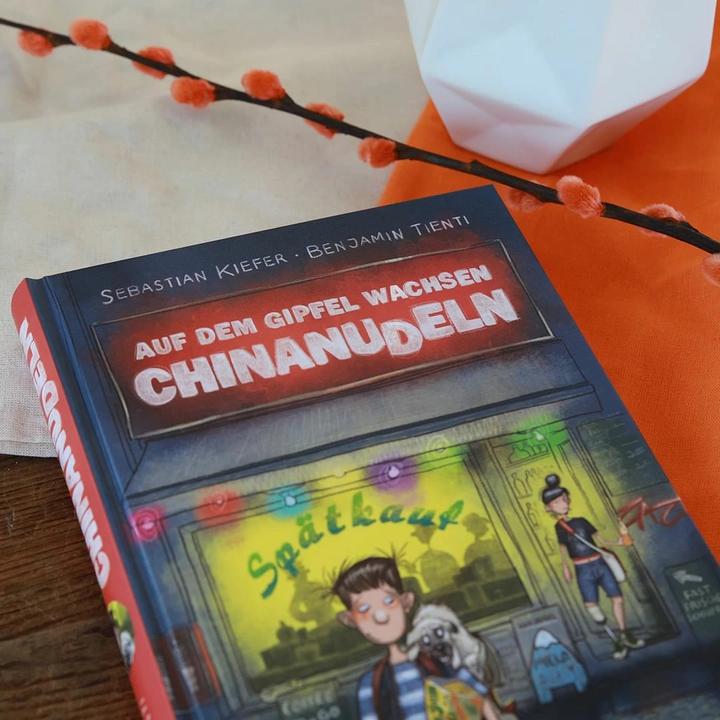Produktbild Auf dem Gipfel wachsen Chinanudeln 1 (Deutsch, Benjamin Tienti, Sebastian Kiefer, Stephan Kiefer, 2022)