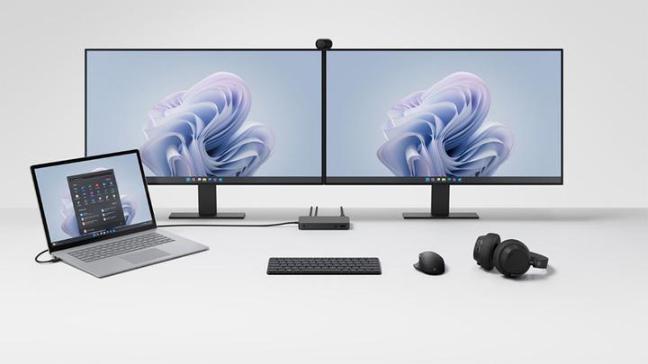 Produktbild Microsoft Surface Thunderbolt 4 Dock (Thunderbolt, 8 Ports)