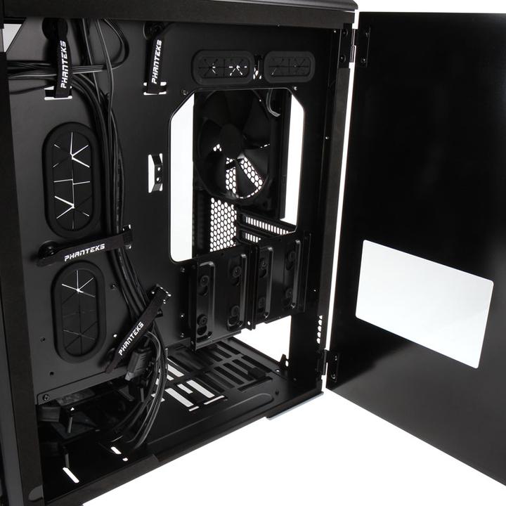 Actual product image Phanteks Enthoo Evolv (mATX)