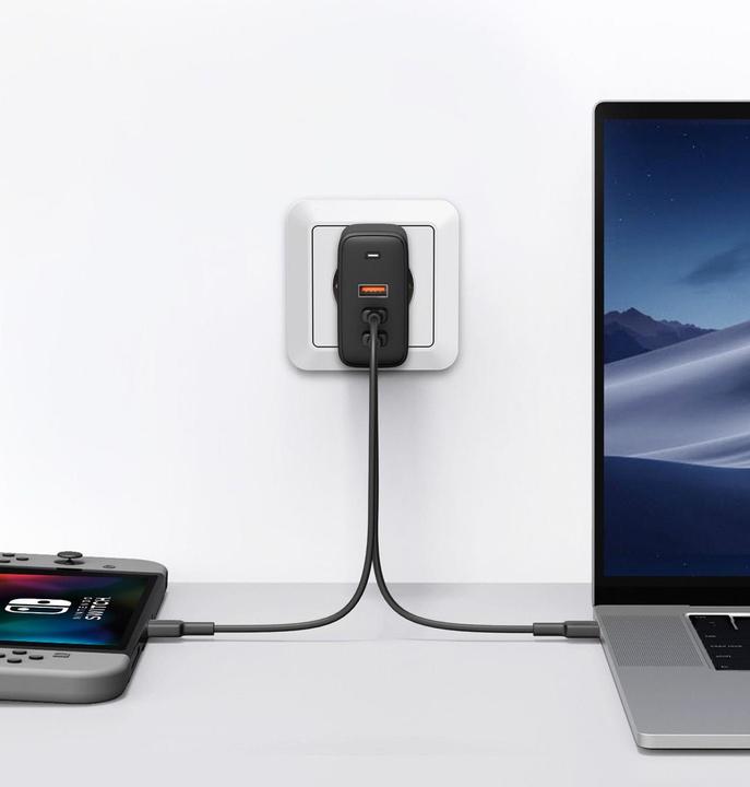 Produktbild Aukey Omnia PA-B6S + USB C Kabel (90 W)