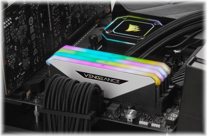 Image du produit Corsair Vengeance RGB RT (2 x 16GB, 3200 MHz, RAM DDR4, DIMM)