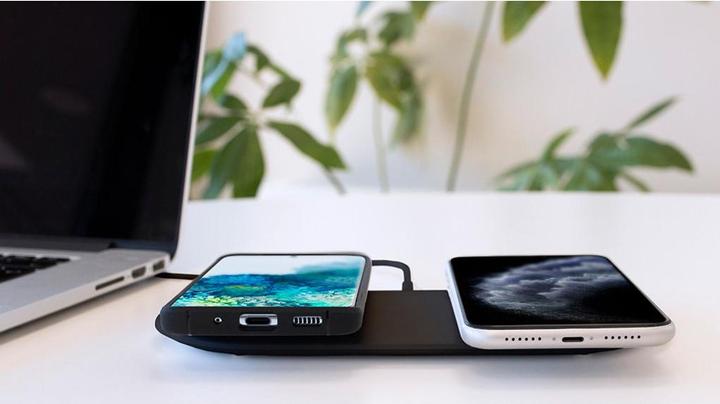 Actual product image Mobiparts MP-108-27 Charger for mobile devices Black Indoor (10 W)