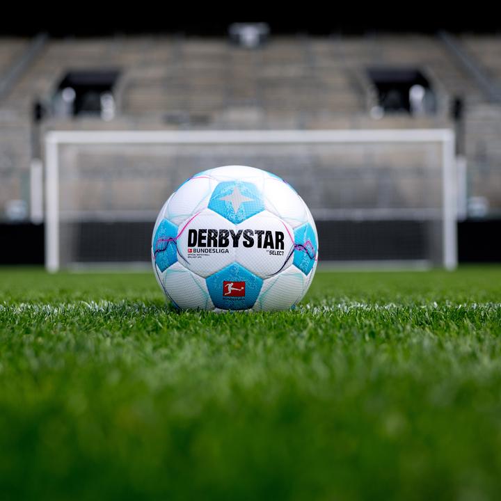 Produktbild Derbystar Fussball Bundesliga Brillant APS 2024/2025