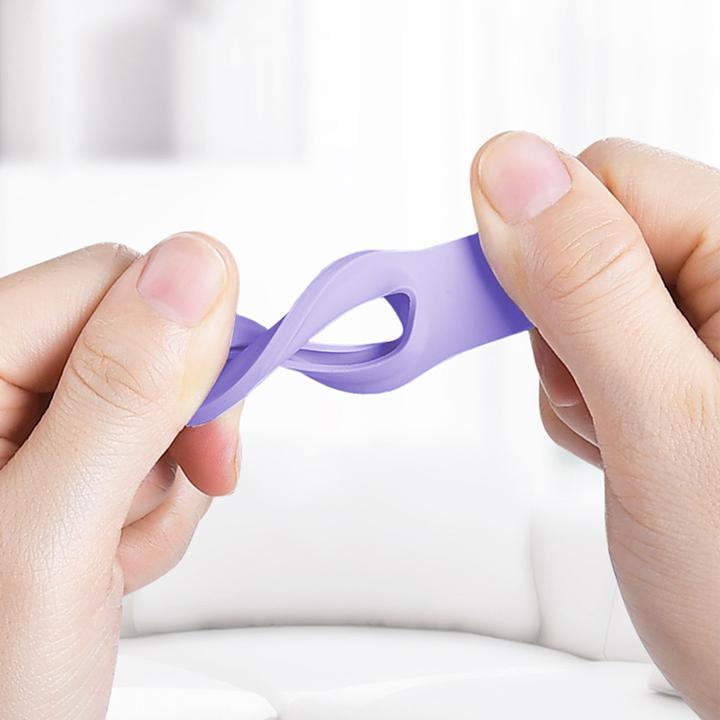 Immagine prodotto Crong Custodia in silicone con portachiavi - Brelok do Apple AirTag (fioletowy)