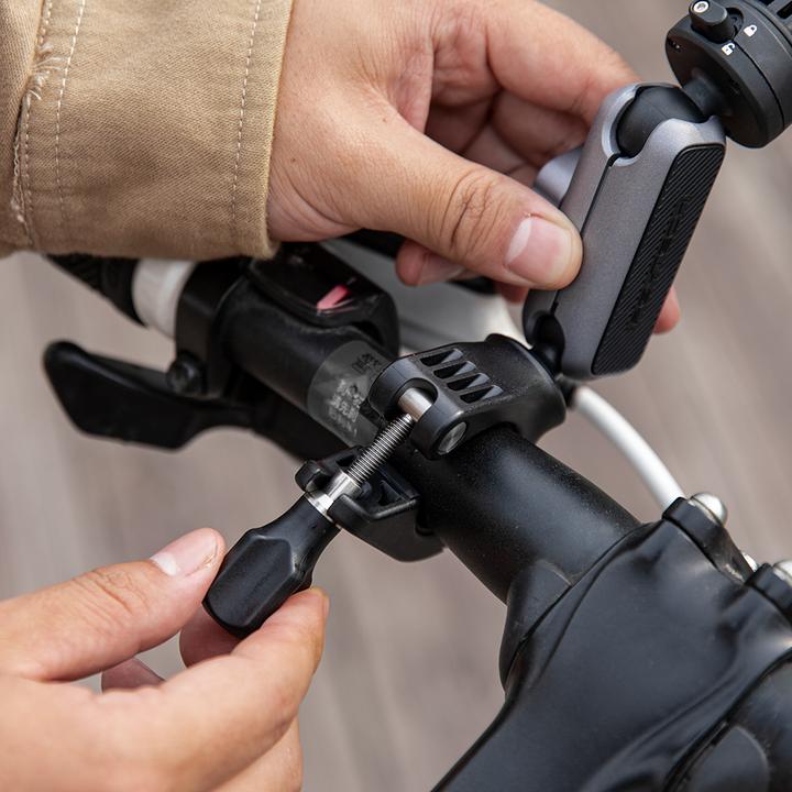 Immagine prodotto Pgytech Montaggio sul manubrio CapLock (Vari)