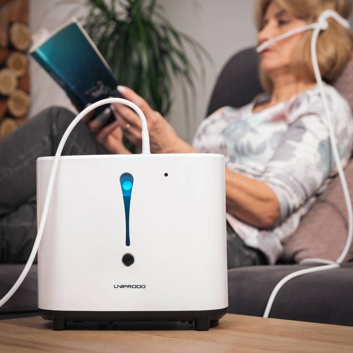 Actual product image Uniprodo Oxygen Concentrator - 1 to 6 L/min - up to 90 % oxygen concentration