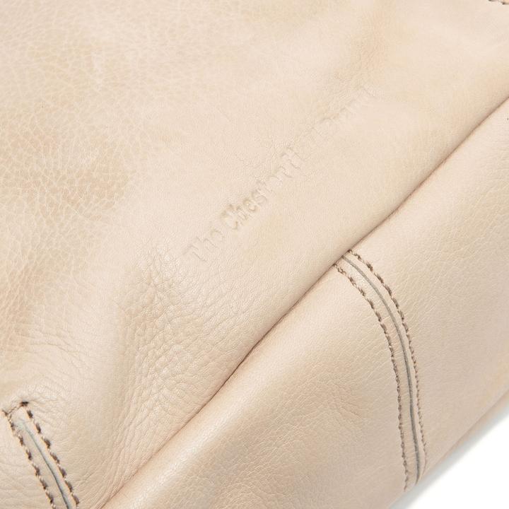 Produktbild The Chesterfield Brand Clarita Umhängetasche Leder 35 cm