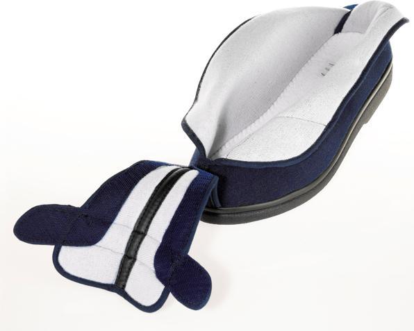 Produktbild Promed Verbandschuh Sanicabrio LXL marineblau 42 (Anziehen)