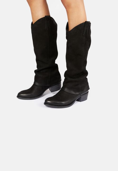Produktbild Felmini Dresa C833, der mittelhohe Stiefel, besticht durch eine Mischung aus Raffinesse und Einzigar (37)