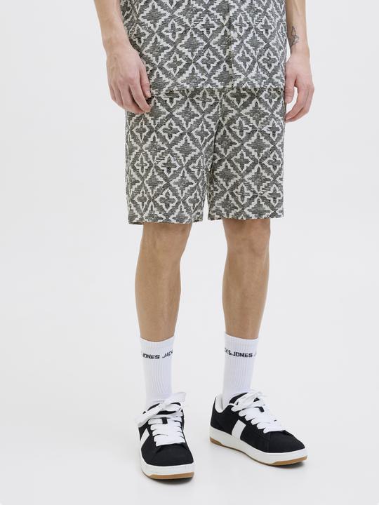 Actual product image Jack & Jones Relaxed Fit Shorts Shorts (XS)