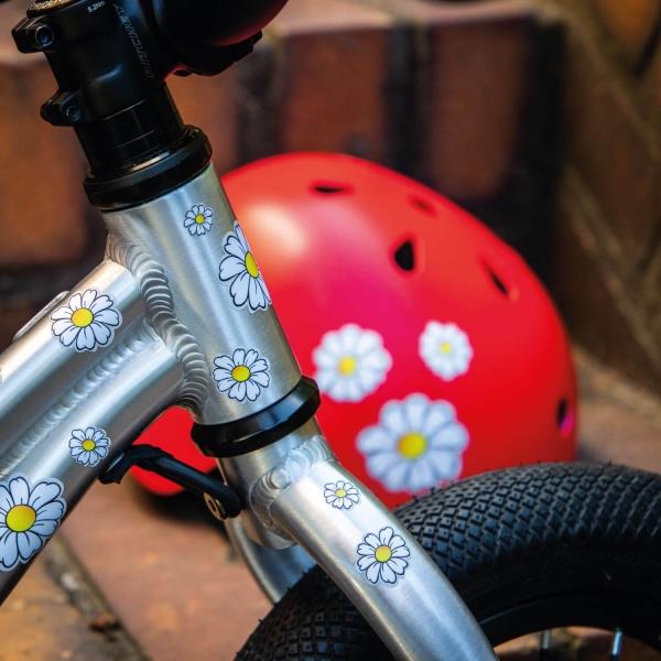 Produktbild Farbviereck Relektierende Gänseblümchen Motive Aufkleber / Sticker
