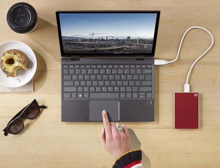 Actual product image Seagate One Touch HDD (1 TB)