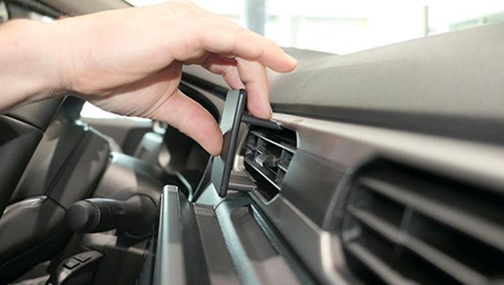 Actual product image Brodit 855886 Car Mount Dacia Duster 23-