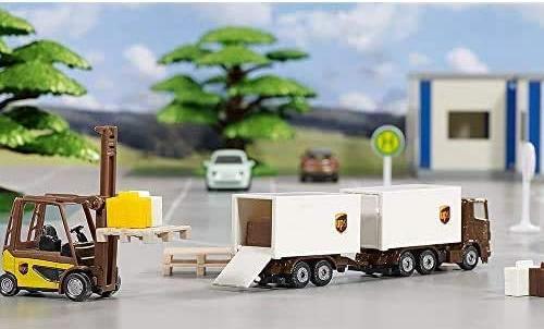Actual product image Siku UPS Logistics Set Super, 3 vehicles, approx. 1:87, from 3+