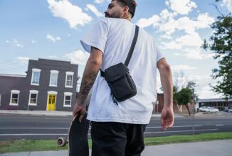 Actual product image Wandrd X1 Cross Body Bag Small Zwart (Camera shoulder bag, 1 l)