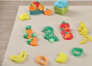 Actual product image Play-Doh Grow Your Garden Toolset