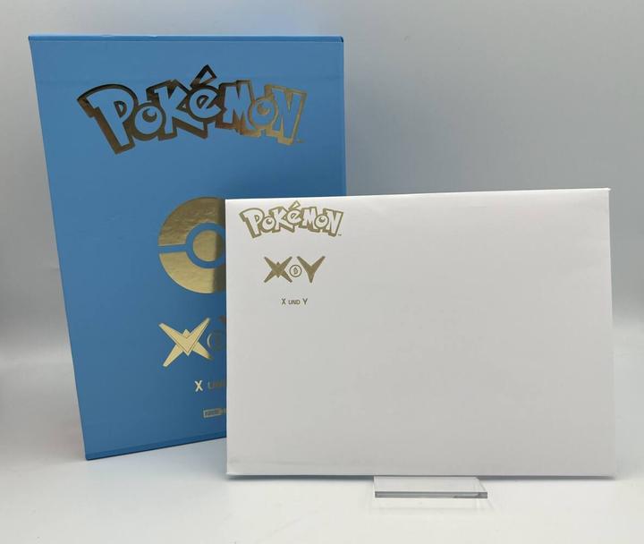 Produktbild Panini Pokémon - X und Y (Schuber) (Deutsch, Hidenori Kusaka, Satoshi Yamamoto, 2022)
