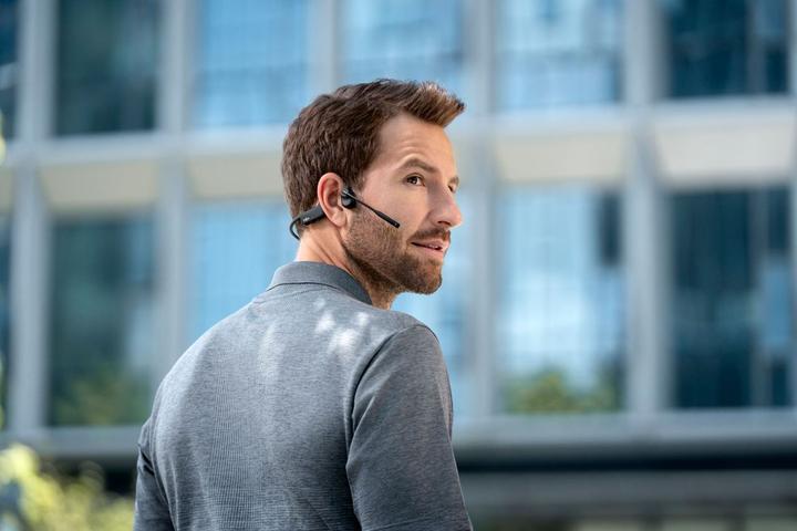 Actual product image Shokz OpenComm2 USB-C Dongle (NC, 8 h, Wireless)