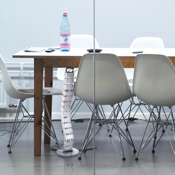 Produktbild LogiLink Flexibler Kabelkanal für den Schreibtisch, 800 x 68 mm (18 G (Kabelkanal, 2.80 cm)