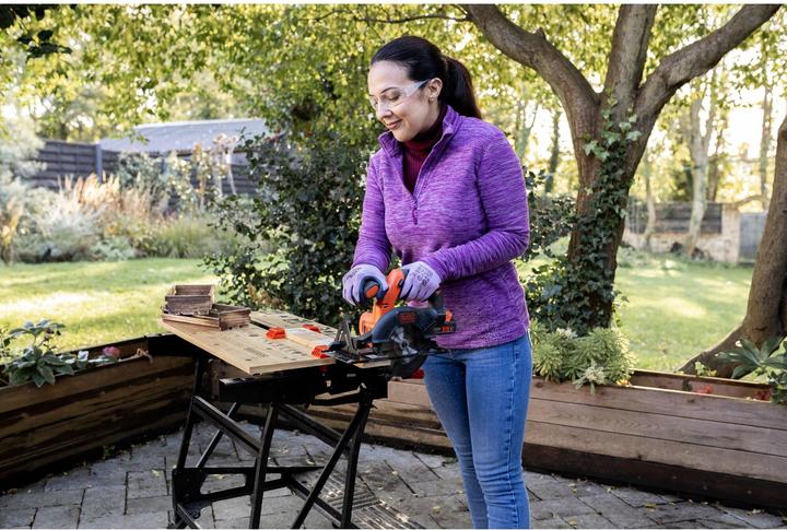 Actual product image Black & Decker Cordless circular saw BDCCS18N