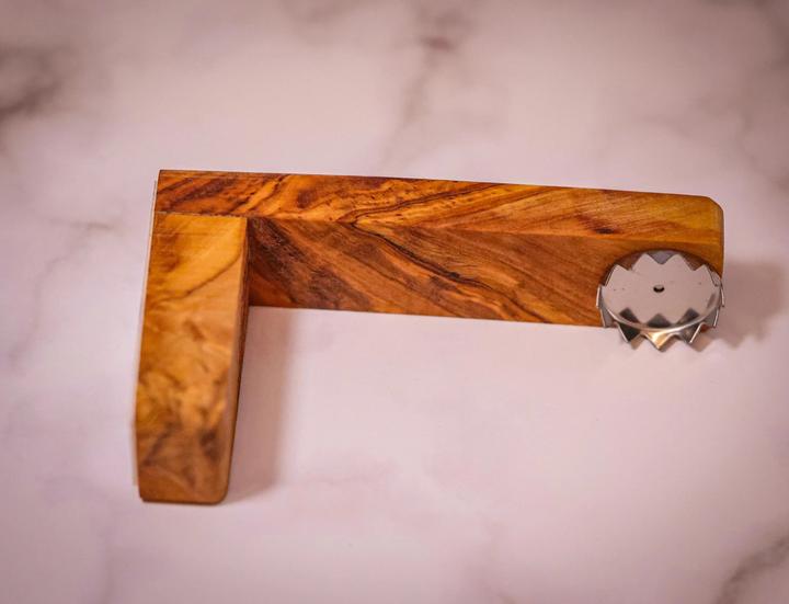 Actual product image Vivi Soaps Olive wood soap holder with magnet