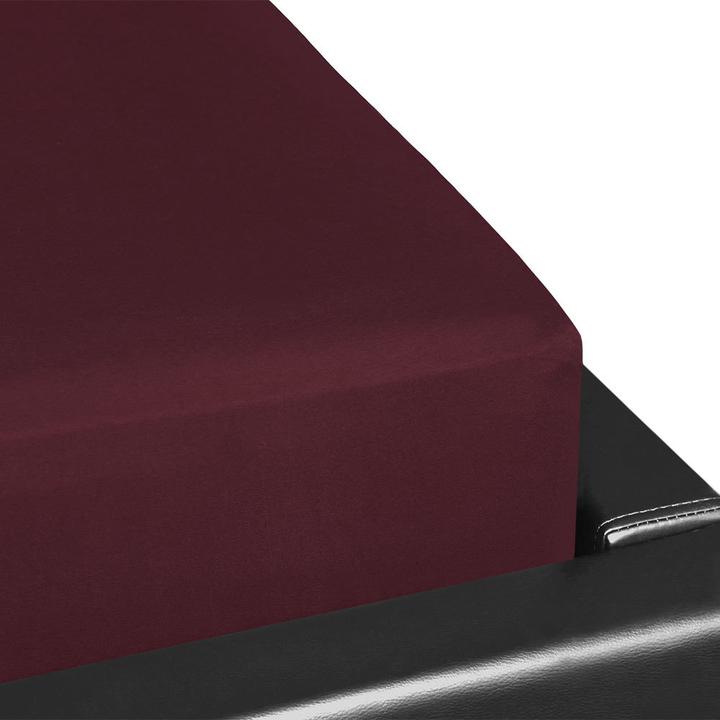 Wine red