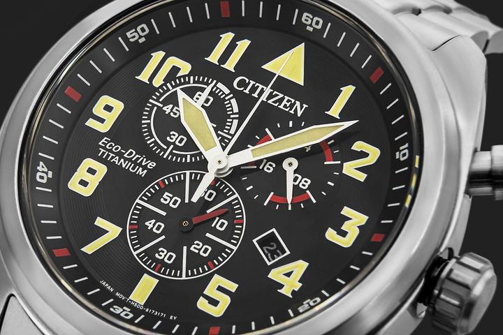 Produktbild Citizen AT2480-81E Eco-Drive Super-Titanium Chronograph 43mm (Chronograph, 43 mm)