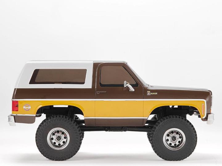 Actual product image FMS Chevrolet K5 Blazer 1:24 brown - RTR 2.4GHz (RTR Ready-to-Run)