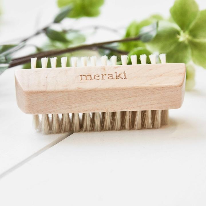 Image du produit Lifestyle Brosse à ongles en bois d'érable