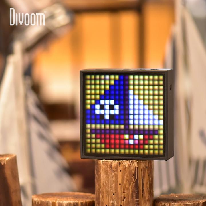 Produktbild Divoom Timebox-Evo (6 h, Akkubetrieb)
