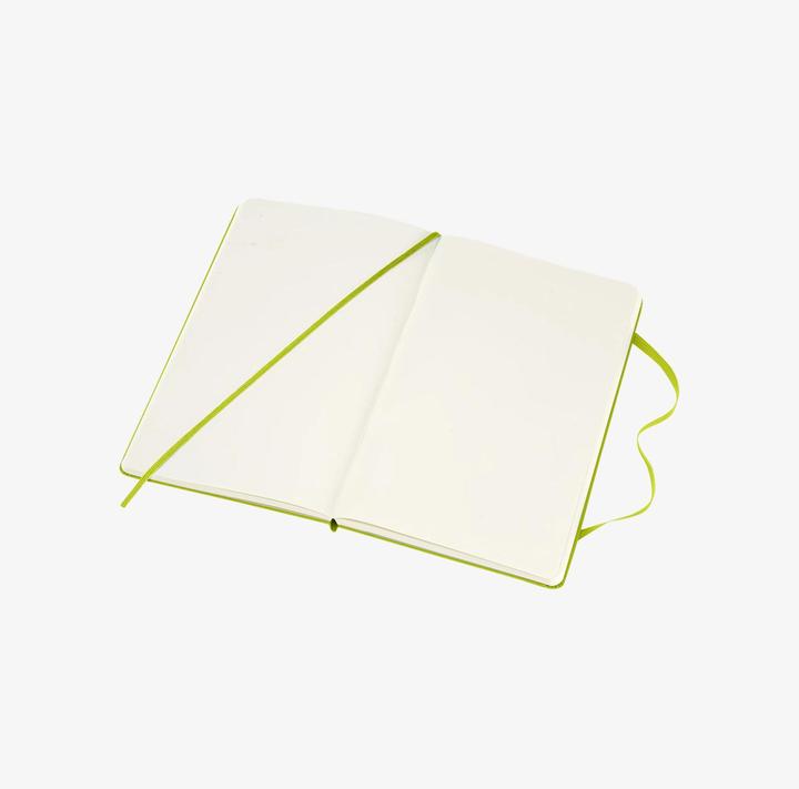 Actual product image Moleskine Notebook HC L/A5 (A5, Plain)