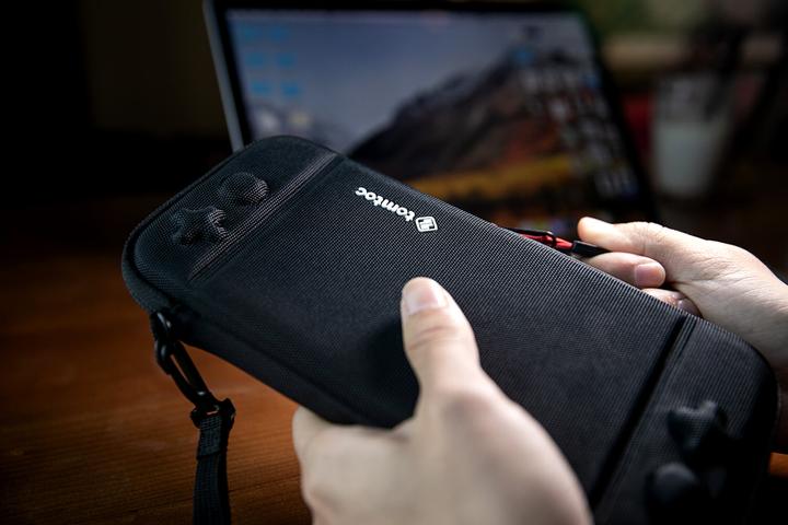 Actual product image tomtoc Slim Case (Switch)