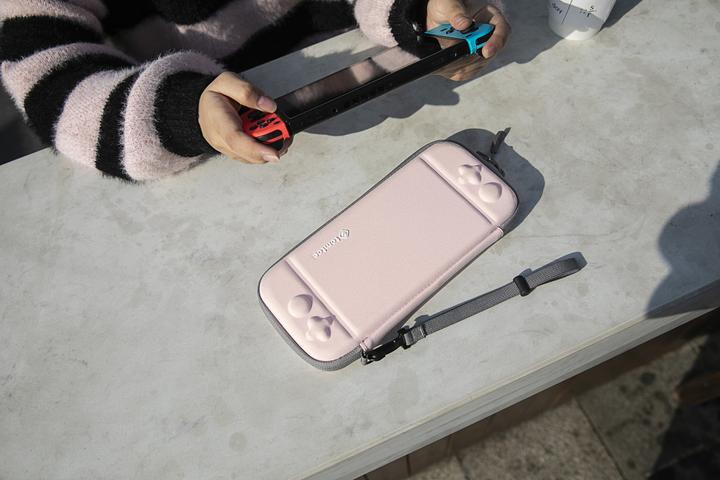 Produktbild tomtoc Slim Case (Switch)