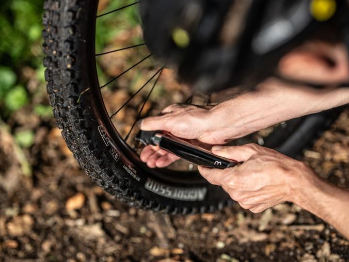 Produktbild BBB Minipumpe SingleShot MTB 160mm, Alu, 51g