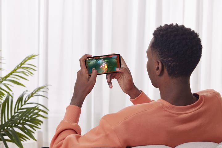 Image du produit TCL 50 5G (128 Go, Space grey, 6.60", SIM + eSIM, 50 Mpx, 5G)