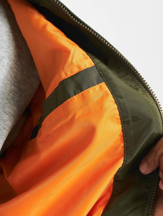 Produktbild Alpha Industries MA-1 TT - 41665 (L)