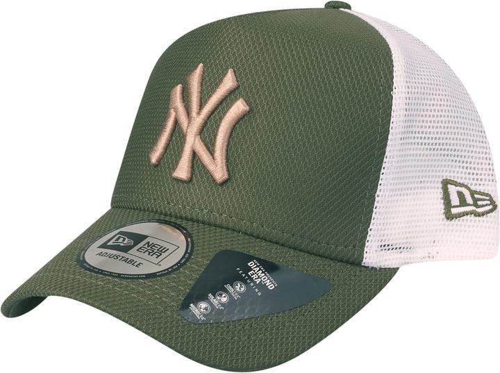 Actual product image New Era Trucker Cap - DIAMOND New York Yankees olive