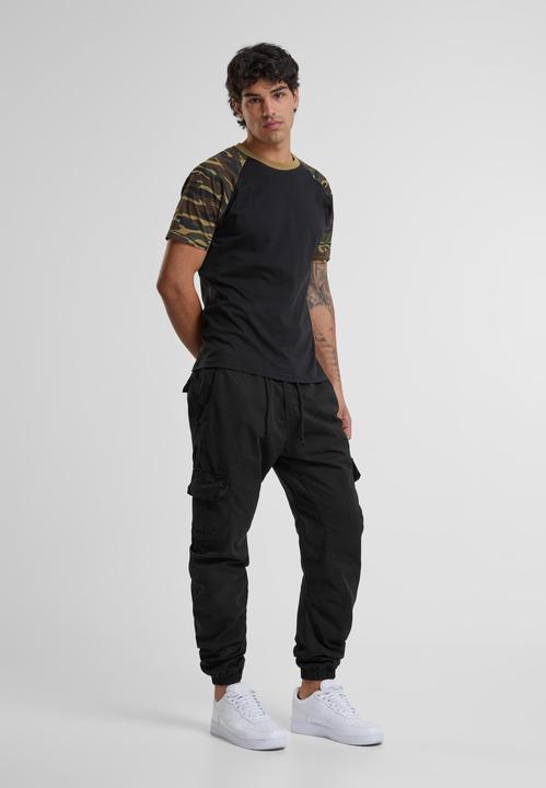 Actual product image Urban Classics tee (L)