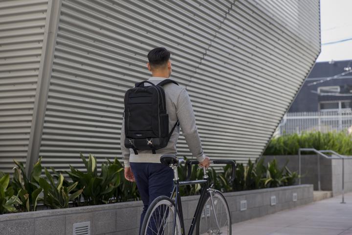 Actual product image Dell Timbuk2 Authority (25.28 l)