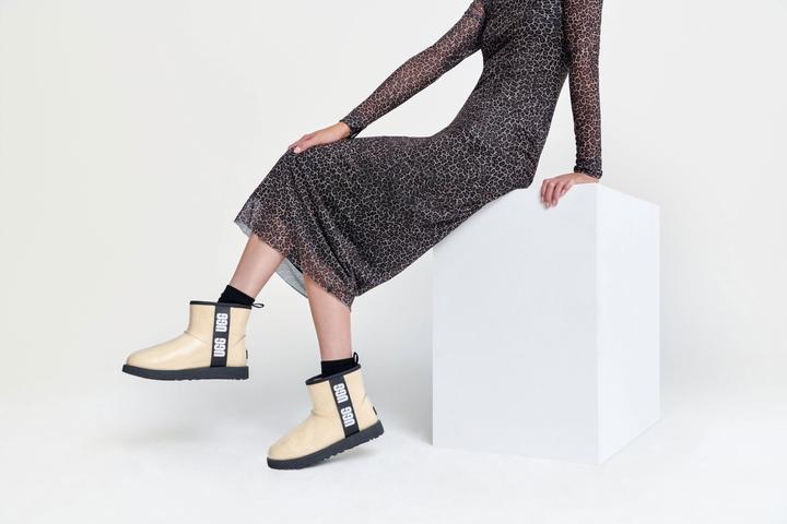 Produktbild Ugg Classic Clear Mini (42)