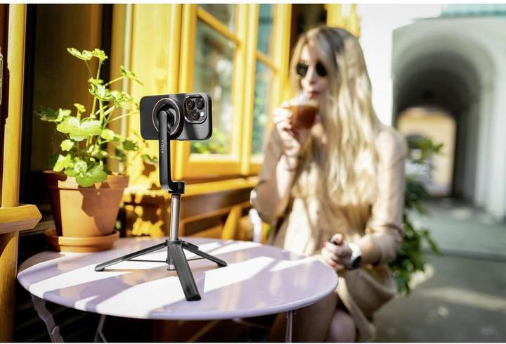Actual product image Fixed Magsnap - Magsafe Telescope Selfie-