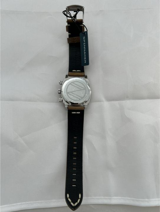 Actual product image Spinnaker SP-5068-02 Hull Chronograph 42mm 10ATM (Chronograph, 42 mm)