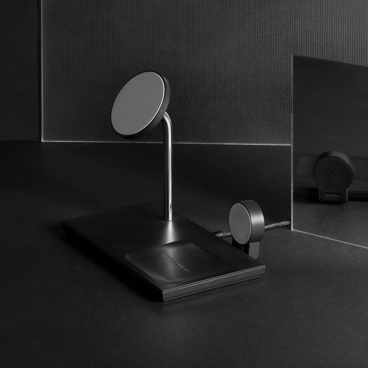 Produktbild Native Union Magsafe Wireless Charger schwarz (15 W)