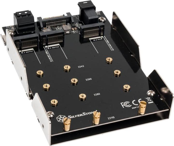 Produktbild Silverstone SDP12 - Laufwerksschachtadapter - 3,5" auf 3 x M.2 (8,9 cm auf 3 x M.2)