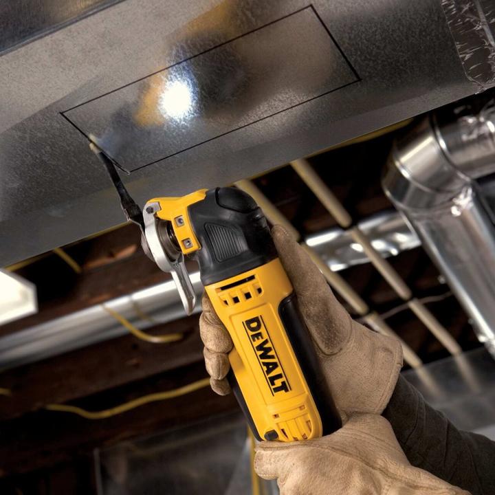 Actual product image DeWalt MultiTool Set 300